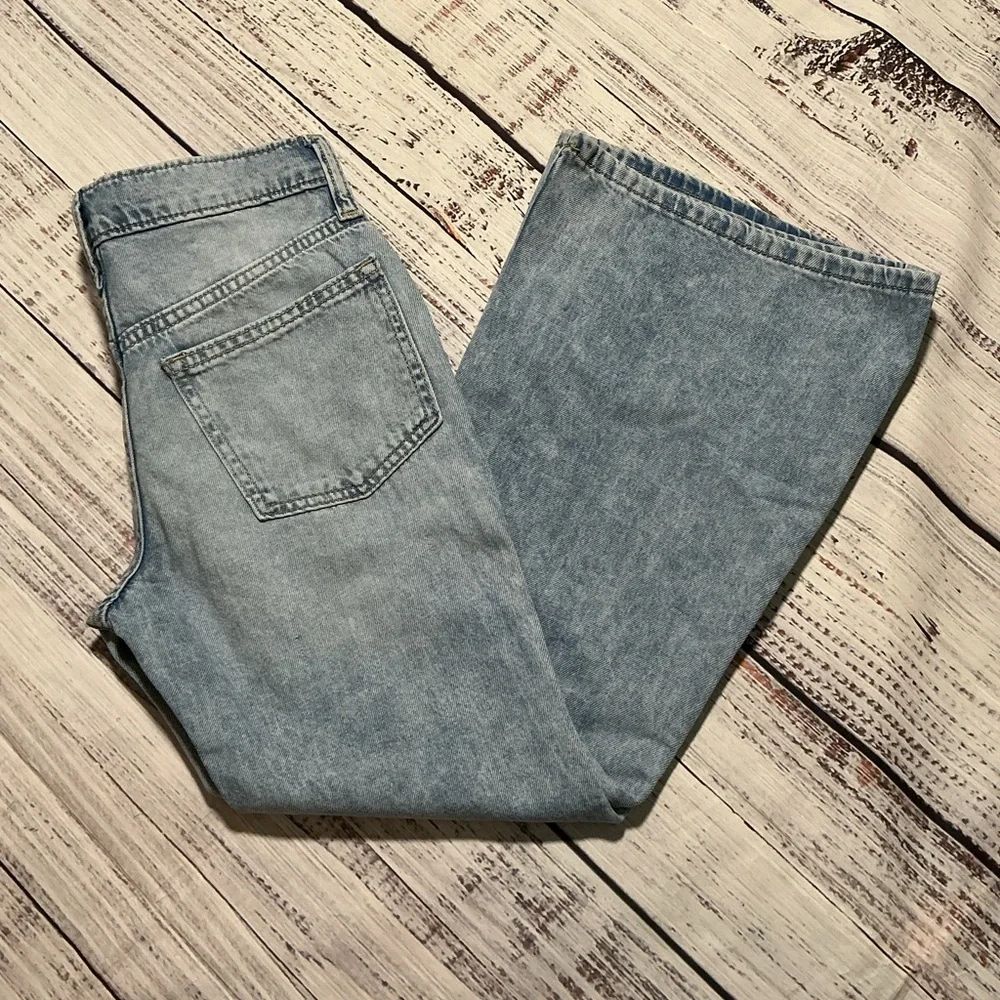 NWOT Old Navy Kids High Rise Baggy Flare. Size 10.